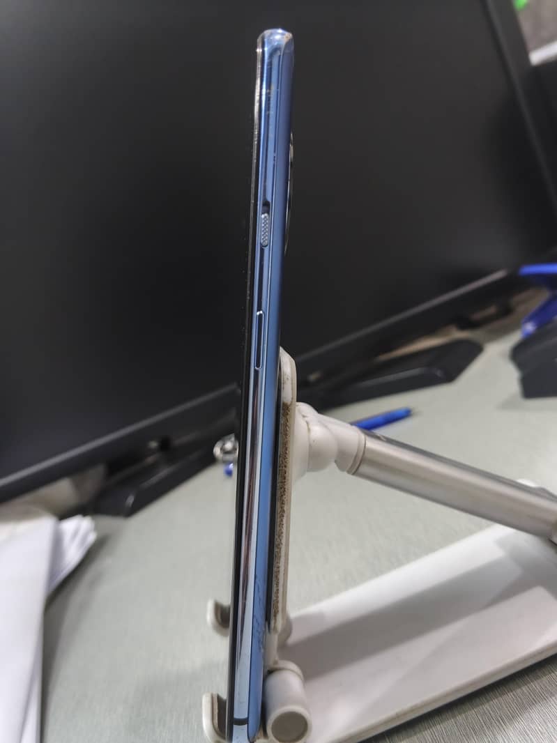 One Plus 7T 4