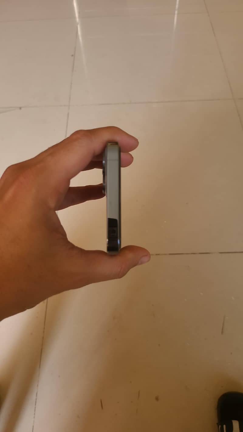 Apple iPhone X 2
