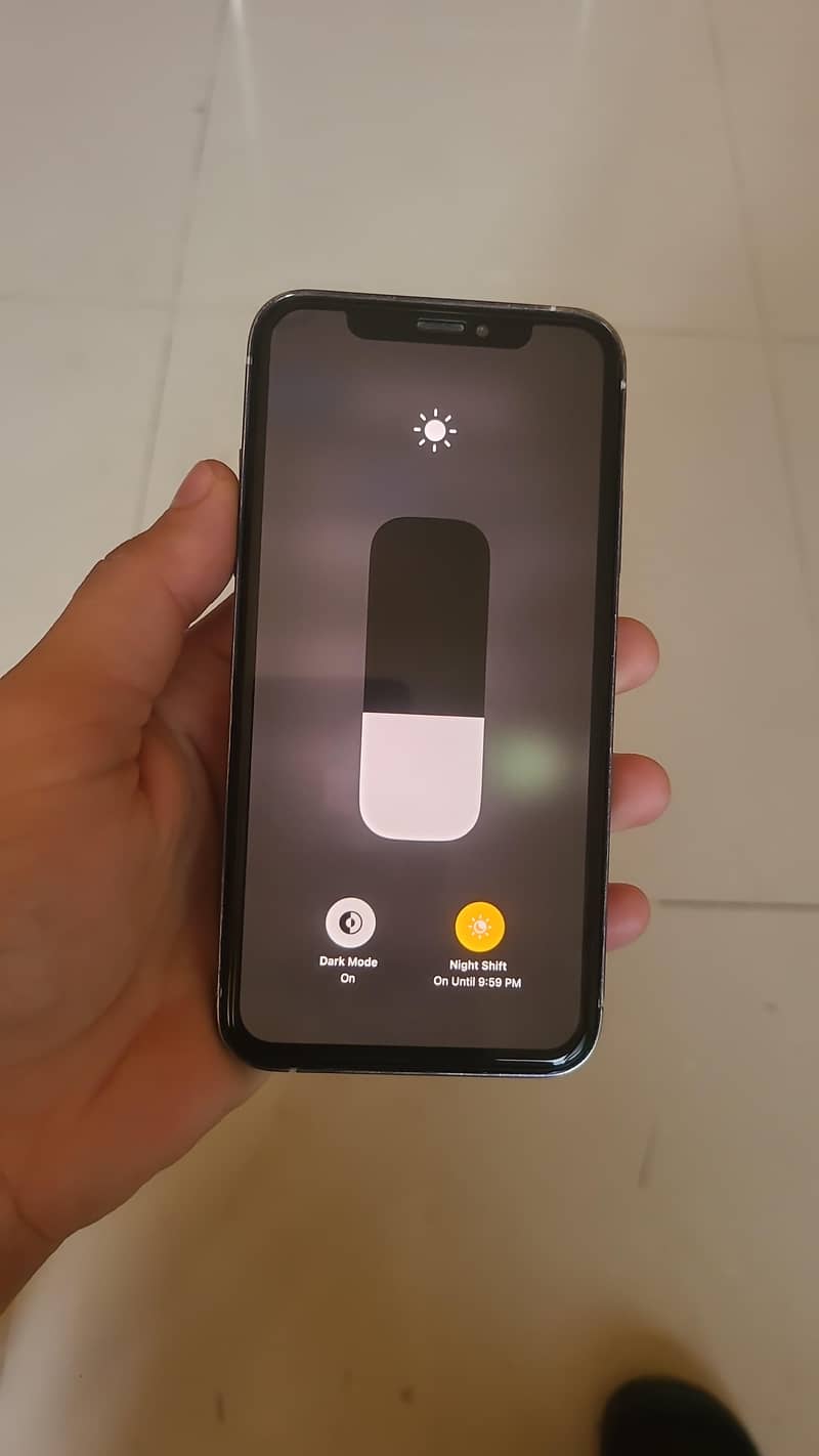 Apple iPhone X 6