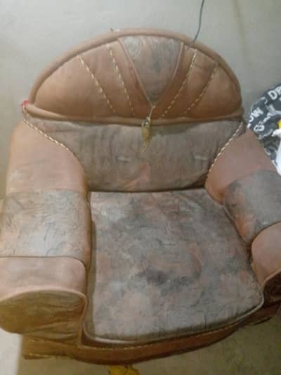 pair of 2 used 1 seater sofah set