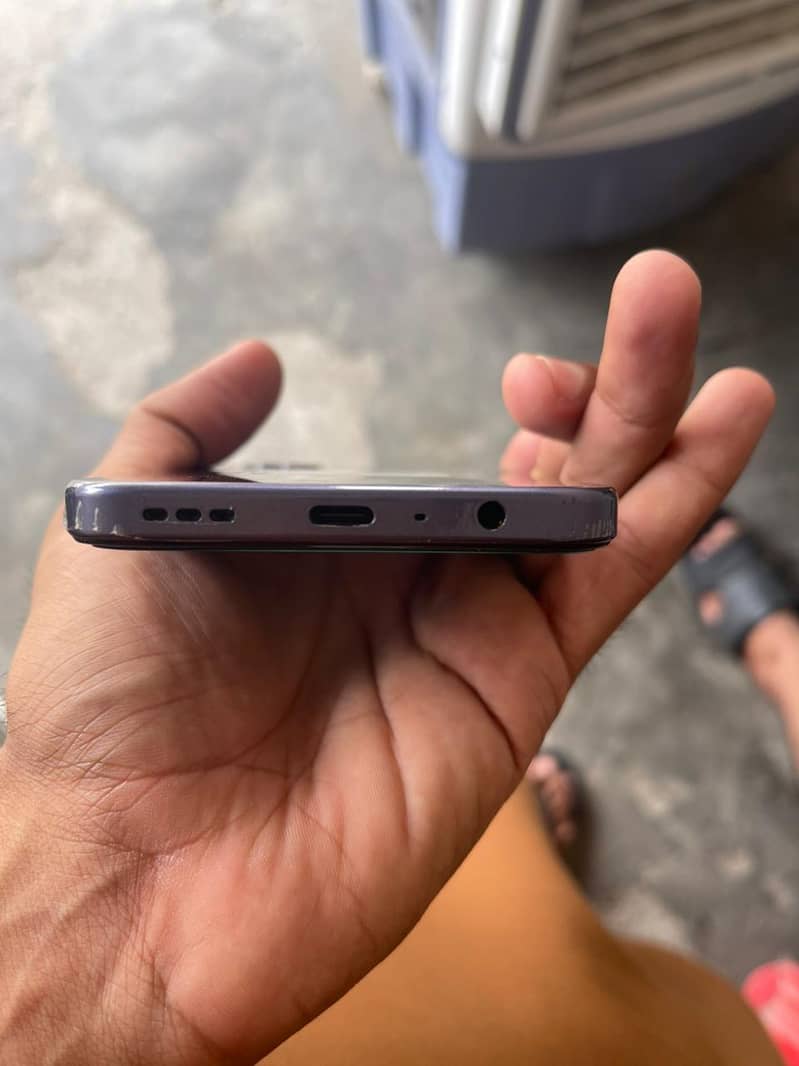 OPPO A6k 5