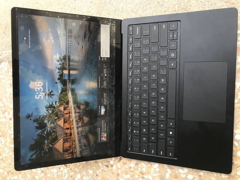 Surface 4 laptop 1