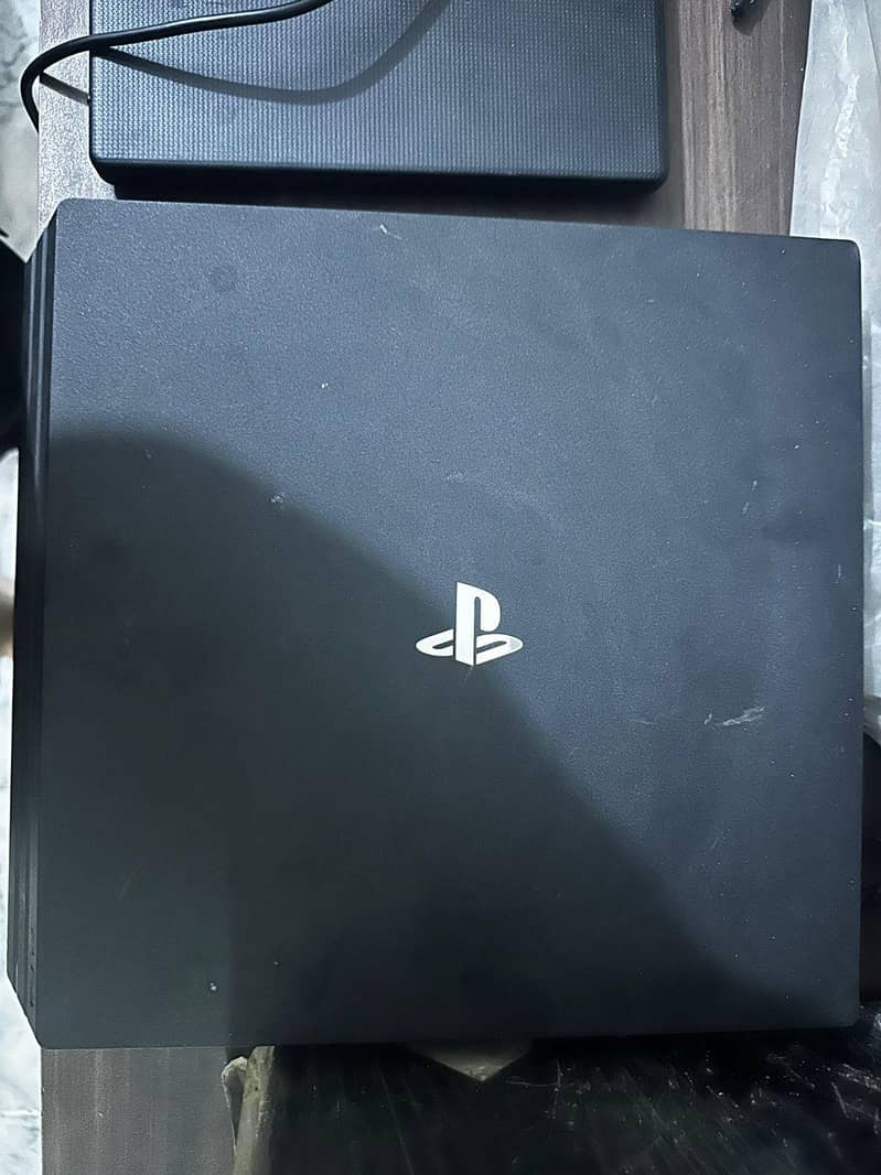 Ps4 Pro 1 TB 0