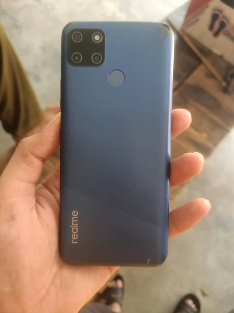Realme C12 0