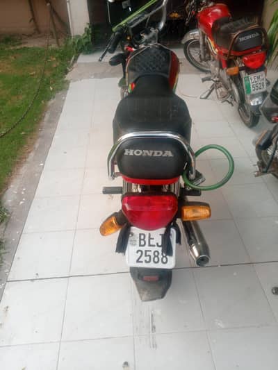 Honda 70 for sale in excellent condition