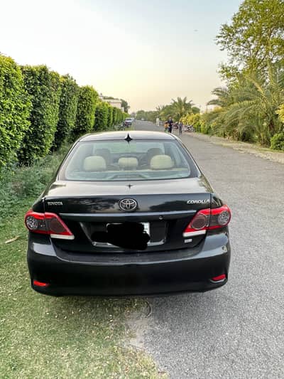 Toyota Corolla GLI 2011