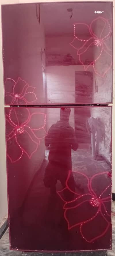 0rient fridge 12cubic feet medium sized