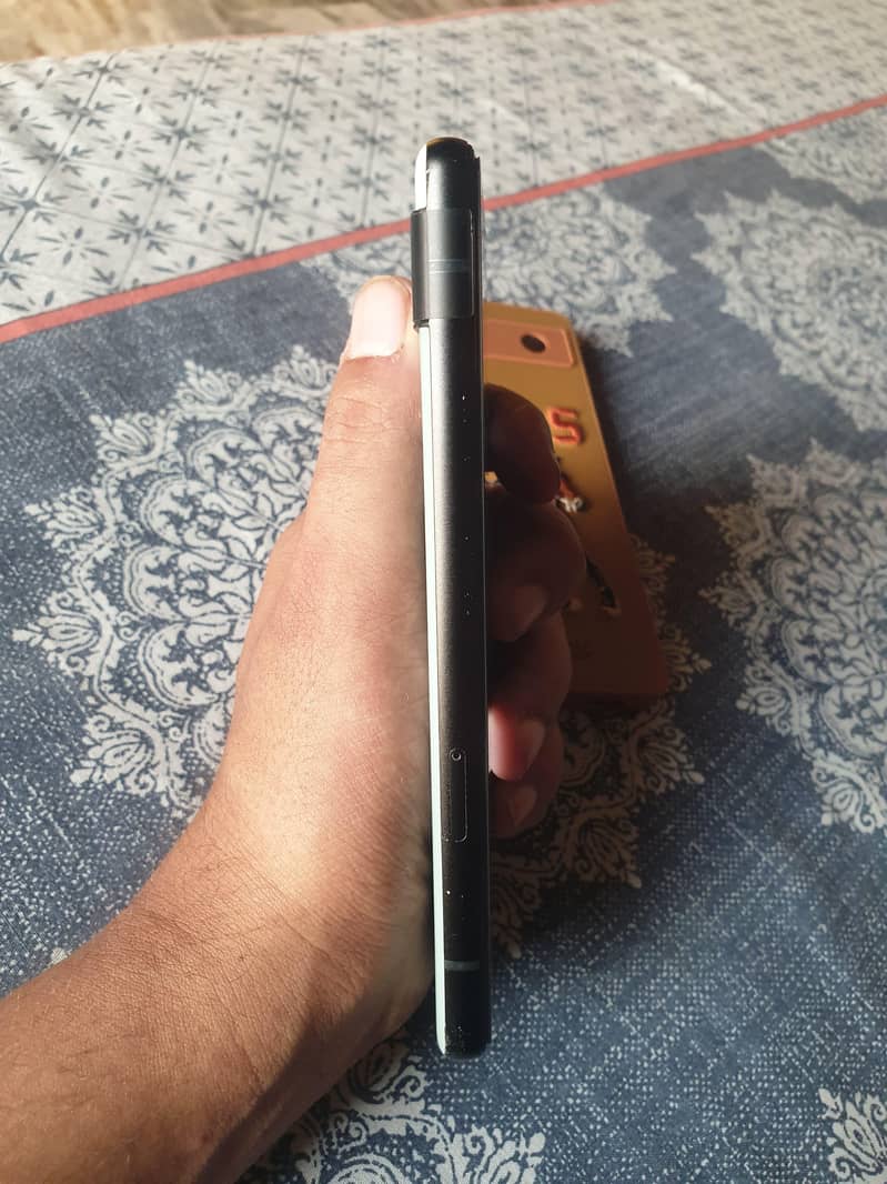 Google Pixel 6a 5