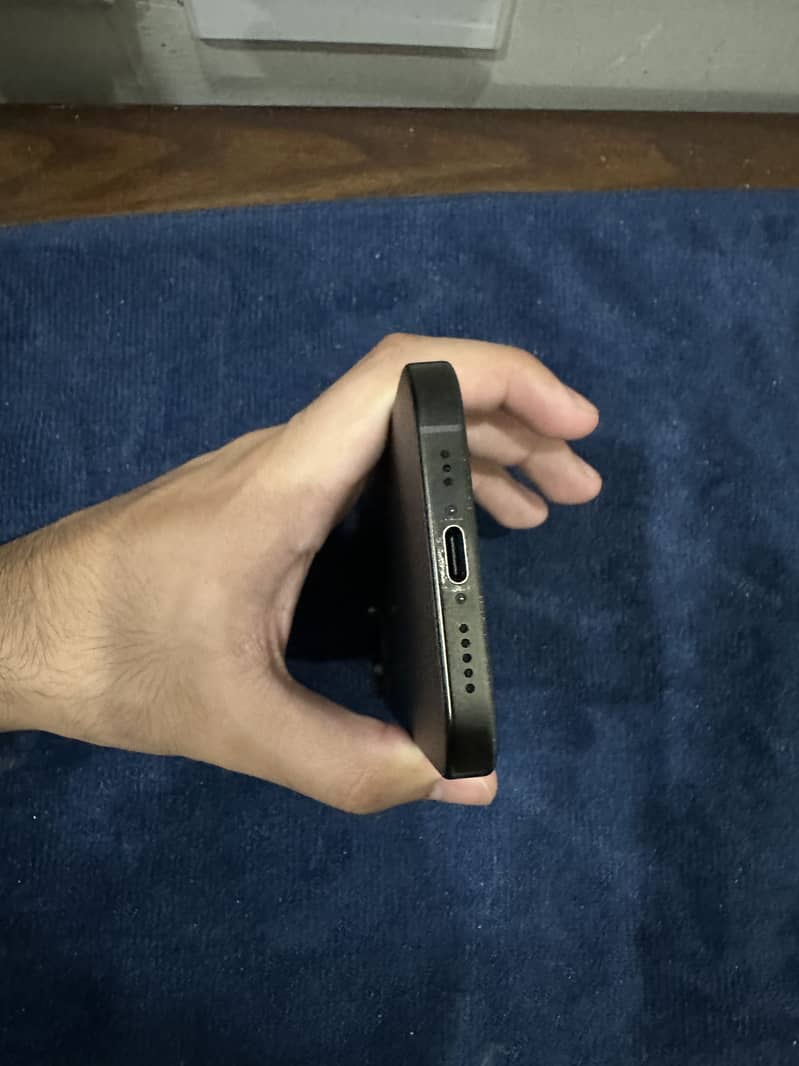 Iphone 16 pro 2