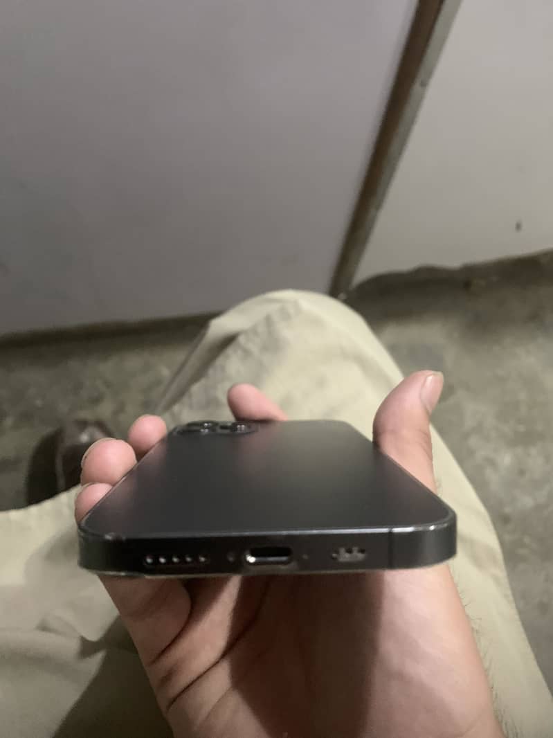 Apple iPhone 12 Pro 0