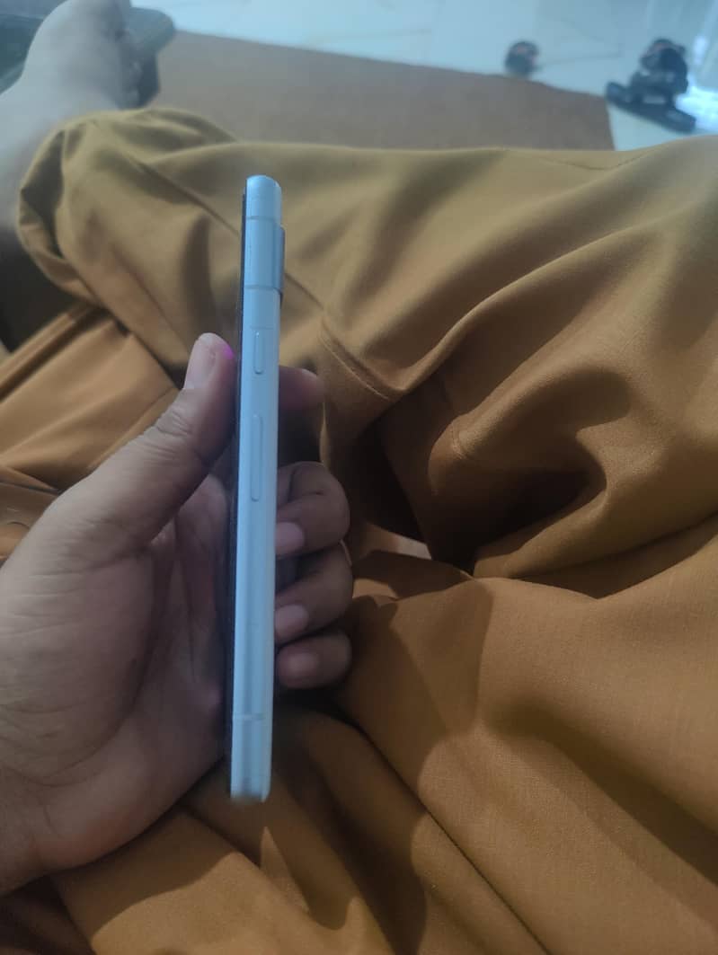 Google Pixel 7a 1