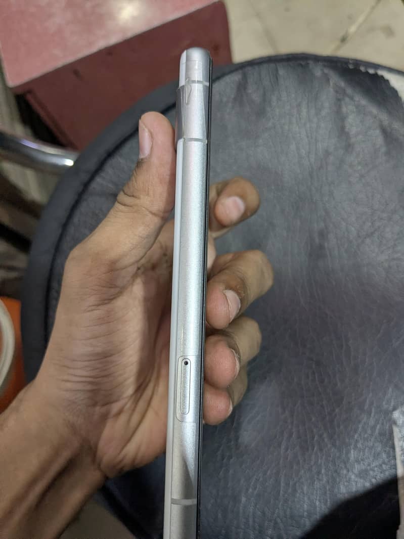 Google Pixel 7a 1