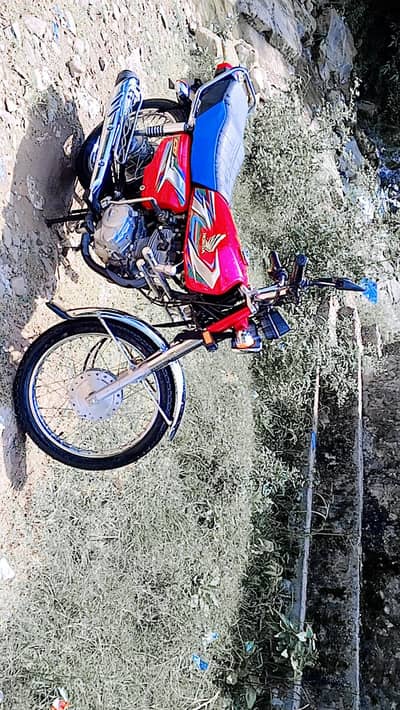 Honda 125 for sale in excellent condition