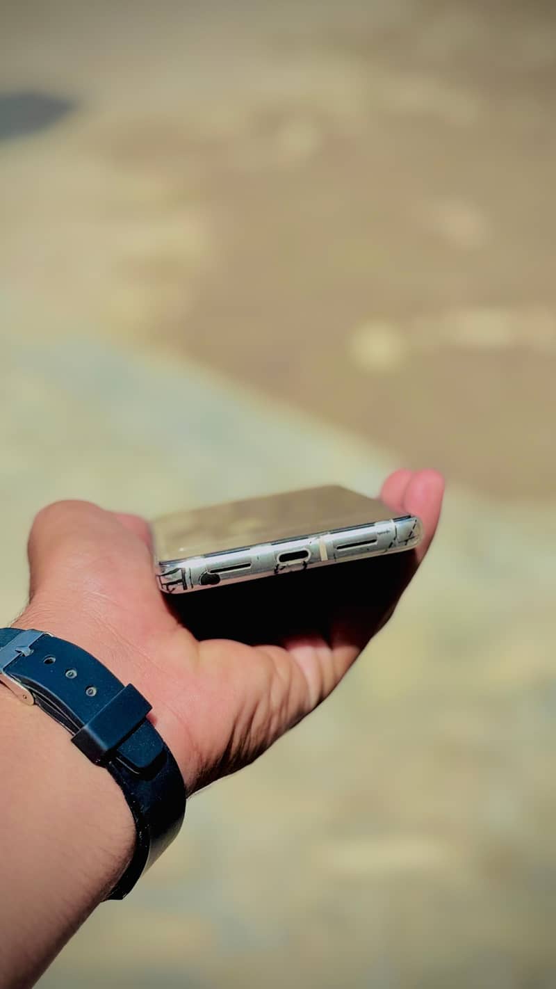 Google Pixel 8 Pro 4