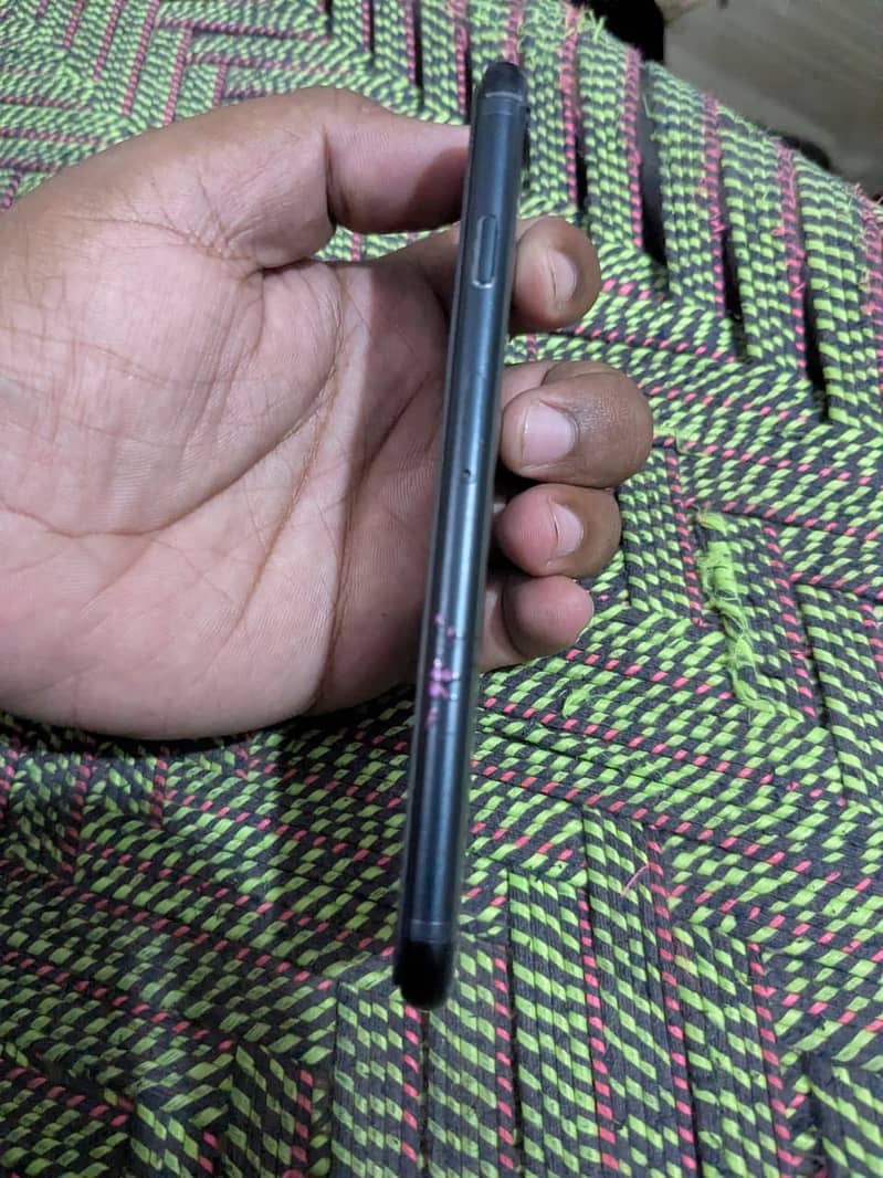 Apple iPhone SE 3rd gen 2