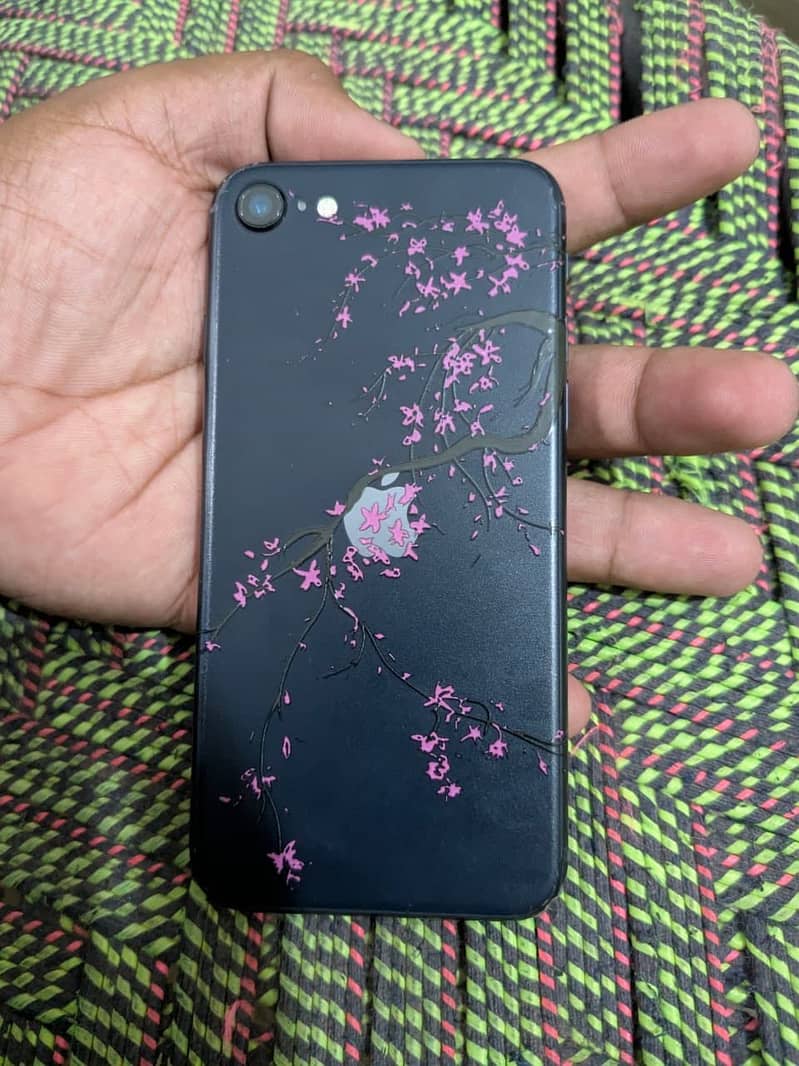 Apple iPhone SE 3rd gen 3