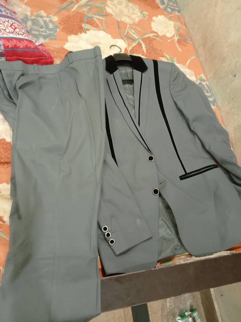 Wedding wears Preloved 9