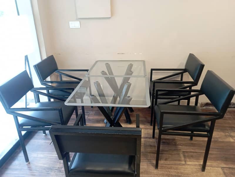 restaurant solid chairs for long time 0