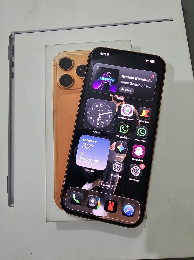 Apple iPhone 17 Pro Max 1
