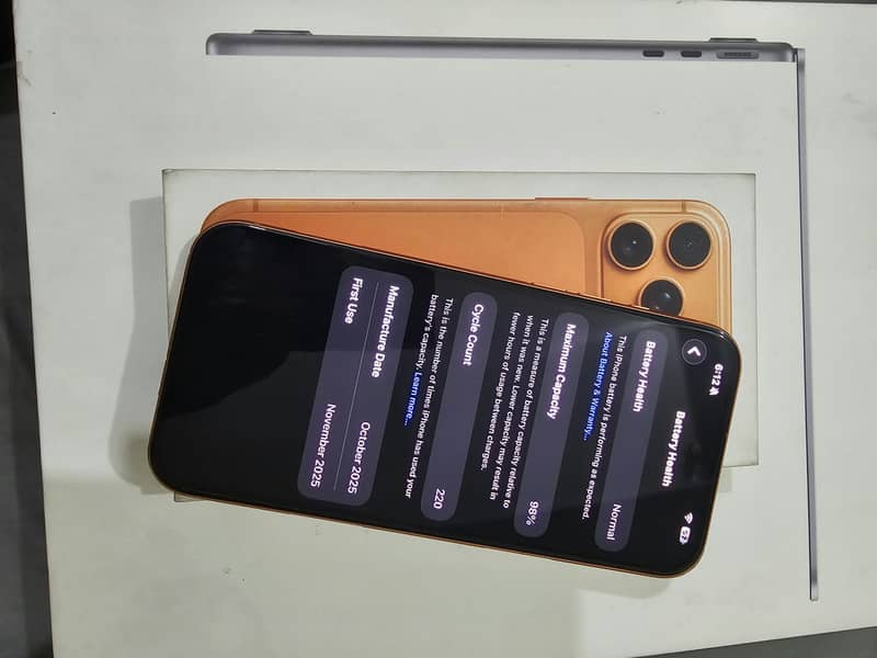 Apple iPhone 17 Pro Max 2