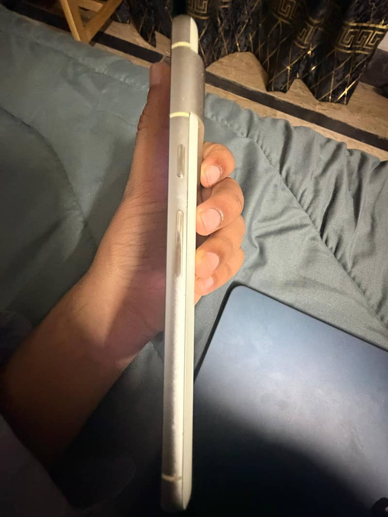 Google Pixel 7 6