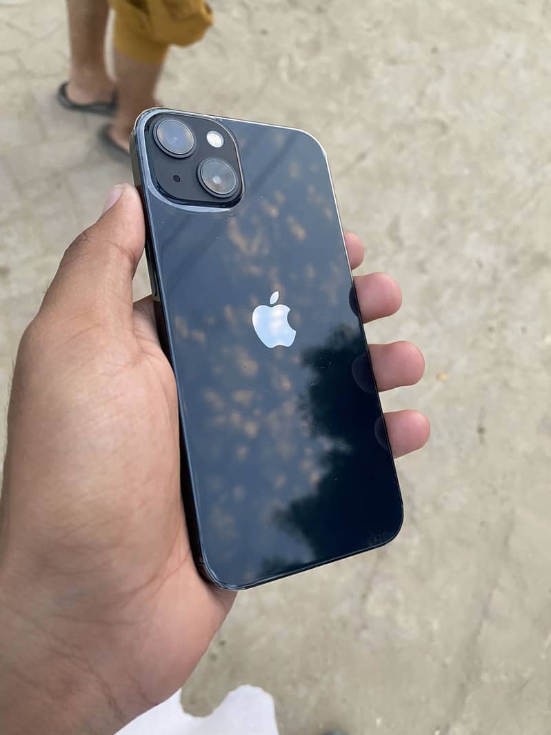 Apple iPhone 13 2