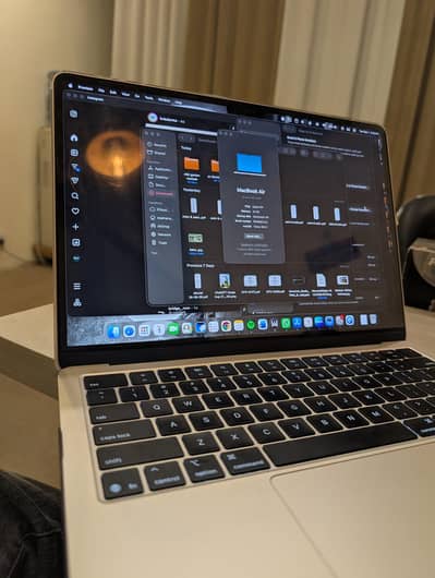 MacBook air m4  256gb