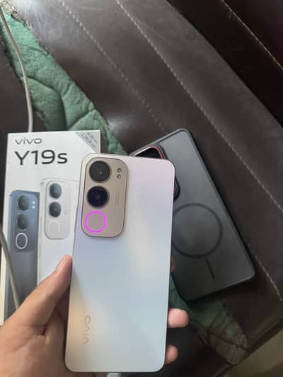 Vivo Y19s