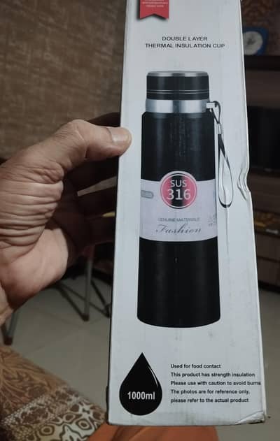 ~ •  Hot & cool Water bottle 1000-ML imported ~•