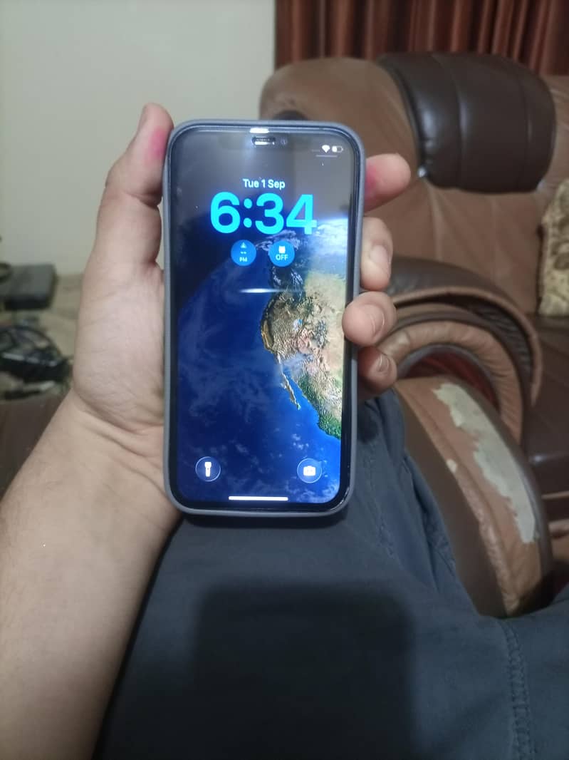 Apple iPhone 12 9