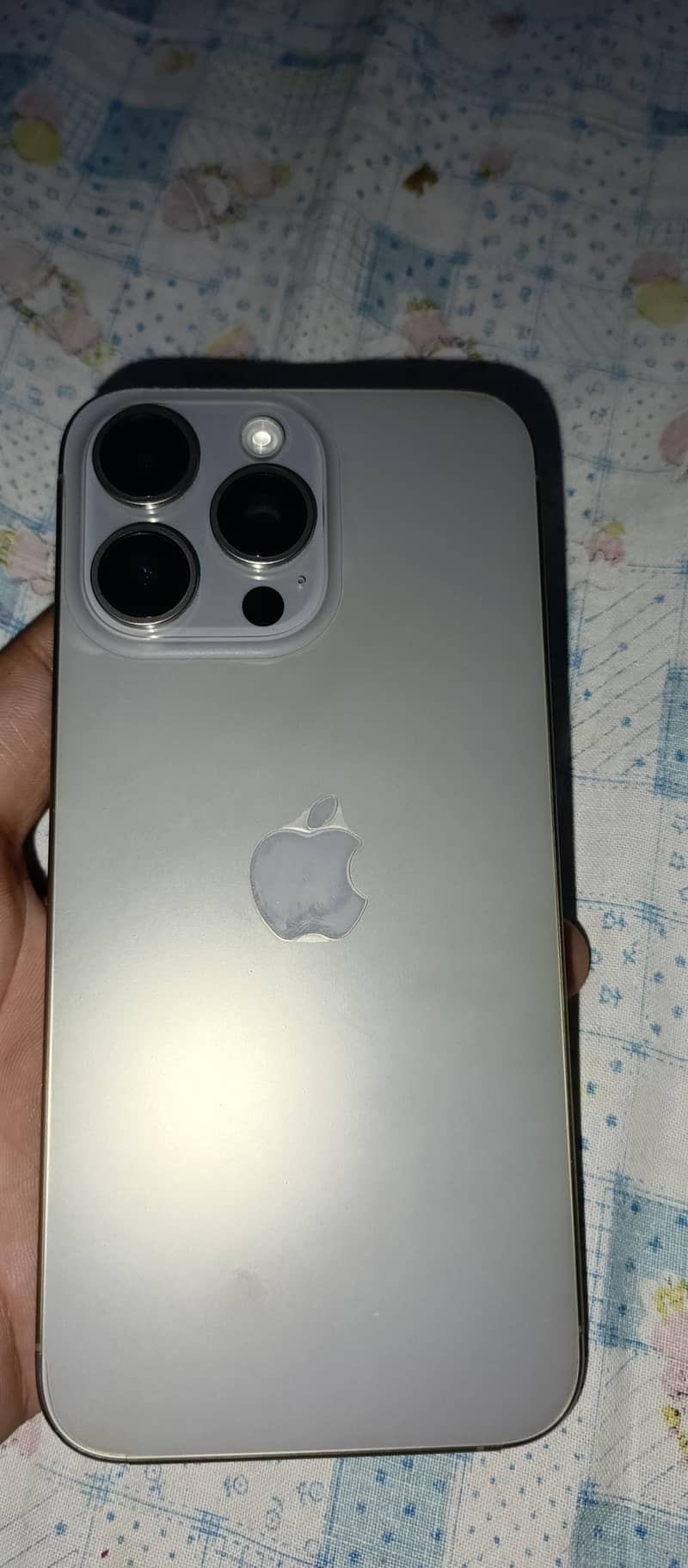 Apple iPhone 15 Pro Max 0