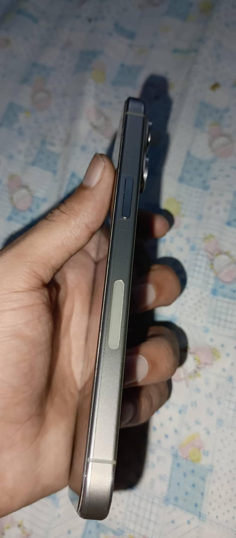 Apple iPhone 15 Pro Max 1