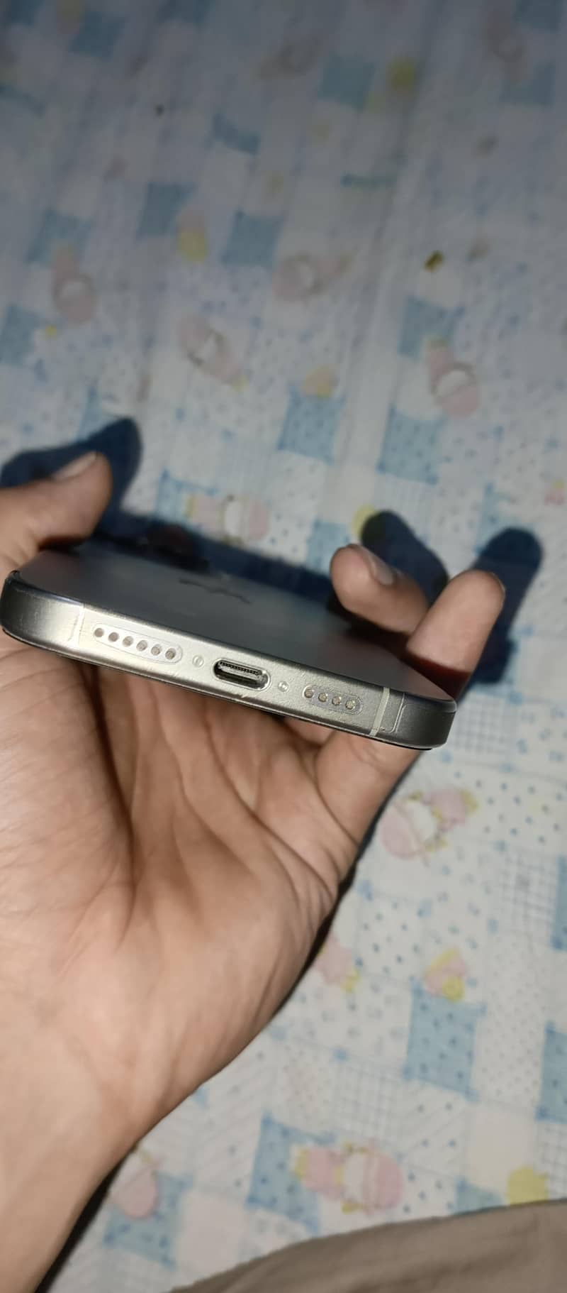 Apple iPhone 15 Pro Max 2