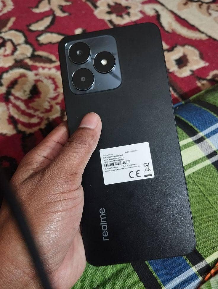Realme C53 0