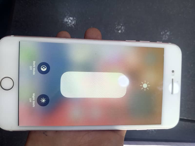 Apple iPhone 7 Plus 1