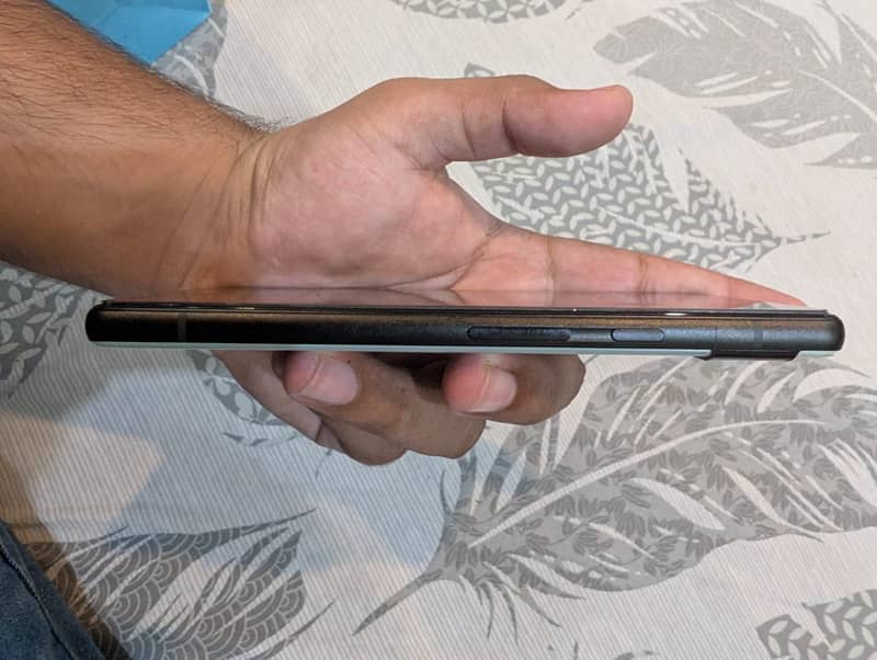Google Pixel 6a 4