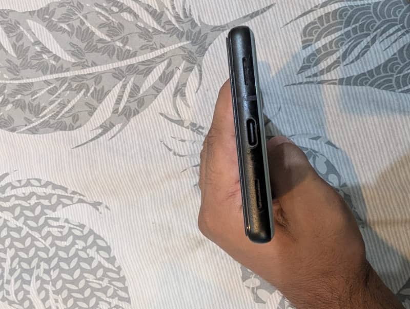 Google Pixel 6a 5