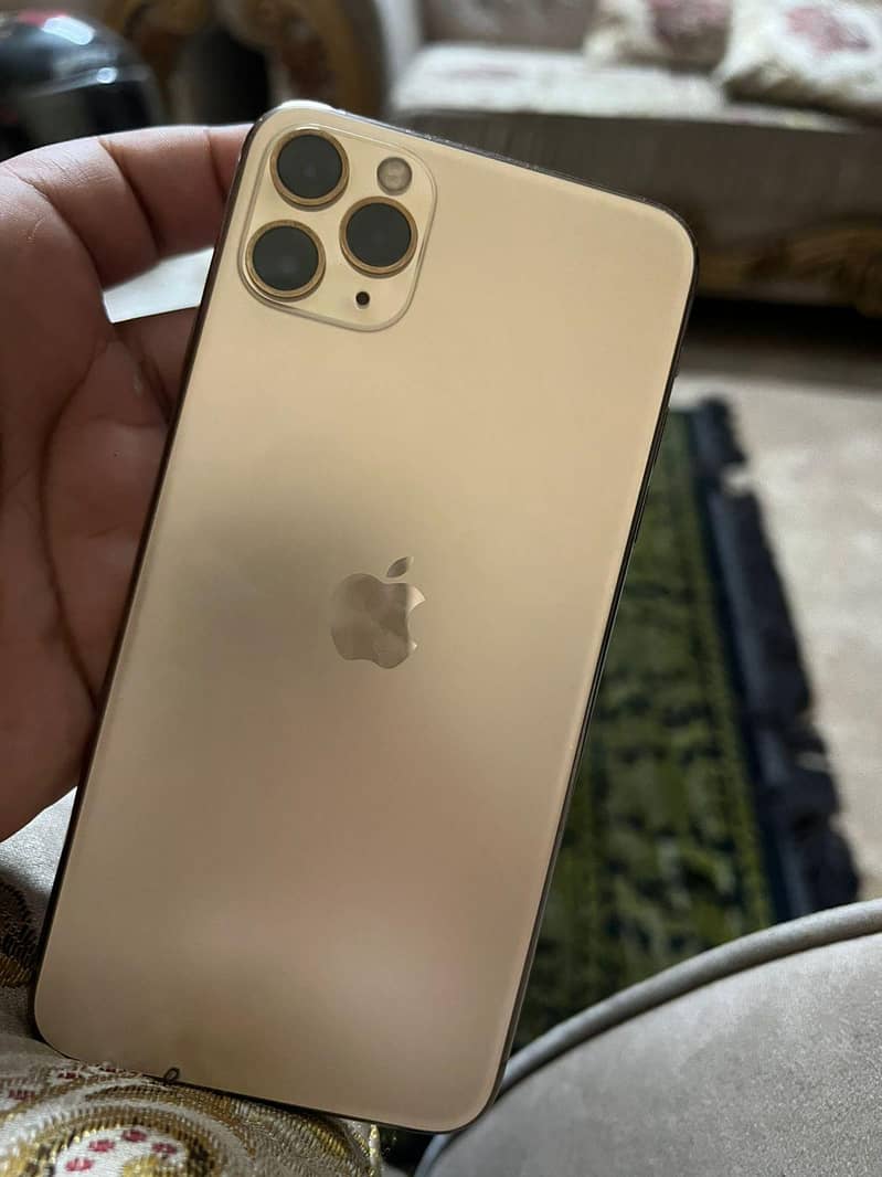 Apple iPhone 11 Pro Max 2