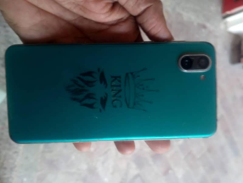 Sharp Aquos R3 1