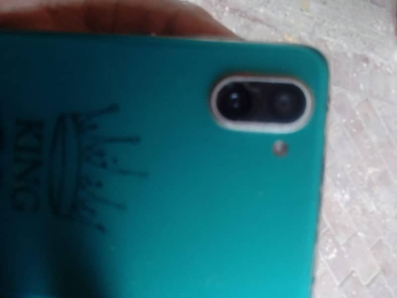 Sharp Aquos R3 2