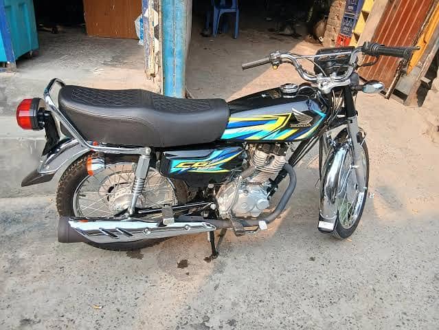 CG 125 0