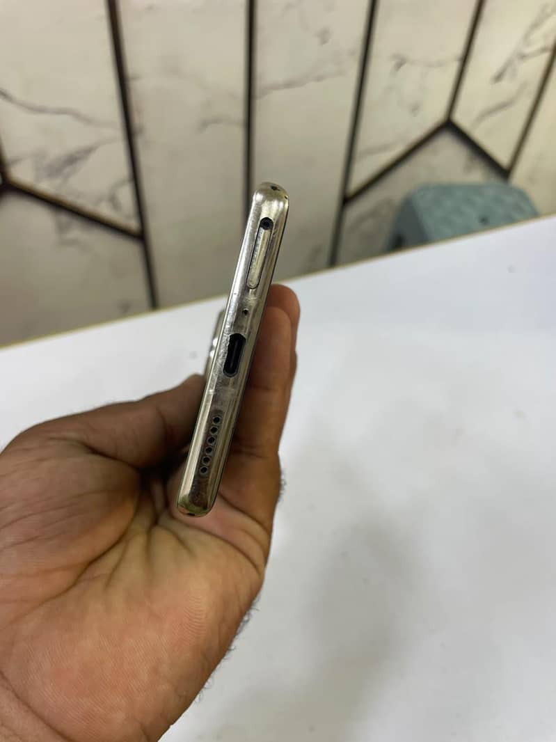 Tecno Spark 20 Pro Plus 2