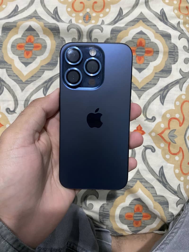 iPhone 15 pro 1