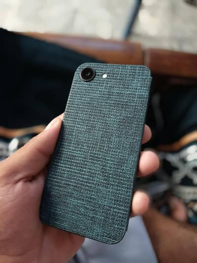 Apple iPhone 16e water pack 99 health