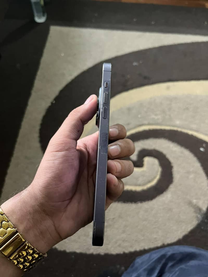 Apple iPhone 14 Pro Max jv 3