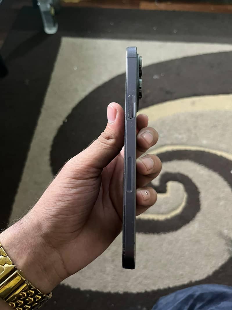 Apple iPhone 14 Pro Max jv 4