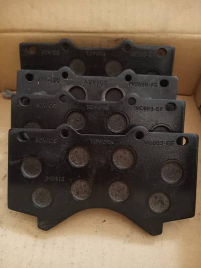 Toyota land cruiser geniun disc brake pads  phone no 03040140350