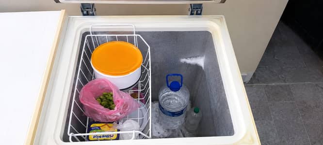 freezer for sale good condition
