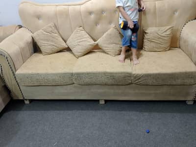 use able sofa urgent sale