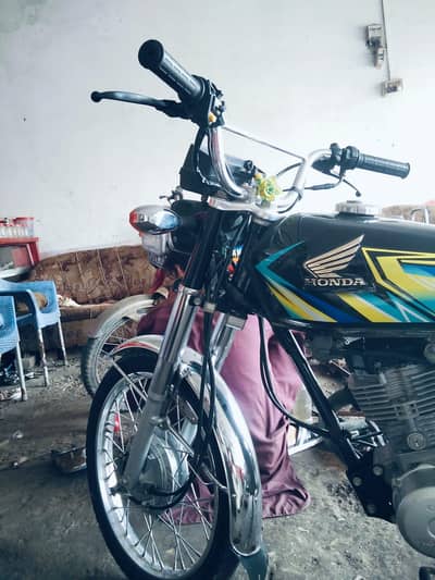 Honda 125 2014 model urgent sale
